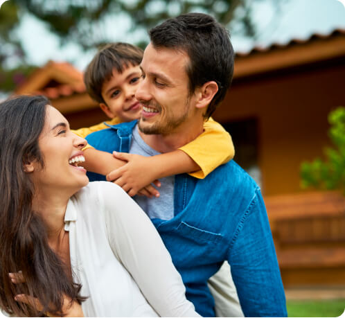 familia feliz en su hogar